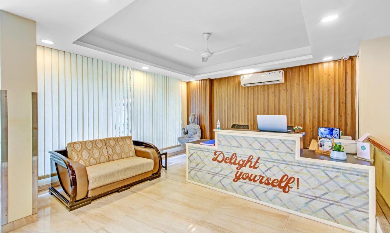 Treebo Sai Village Gold Souk - Sec 43 Gurgaon Ngoại thất bức ảnh