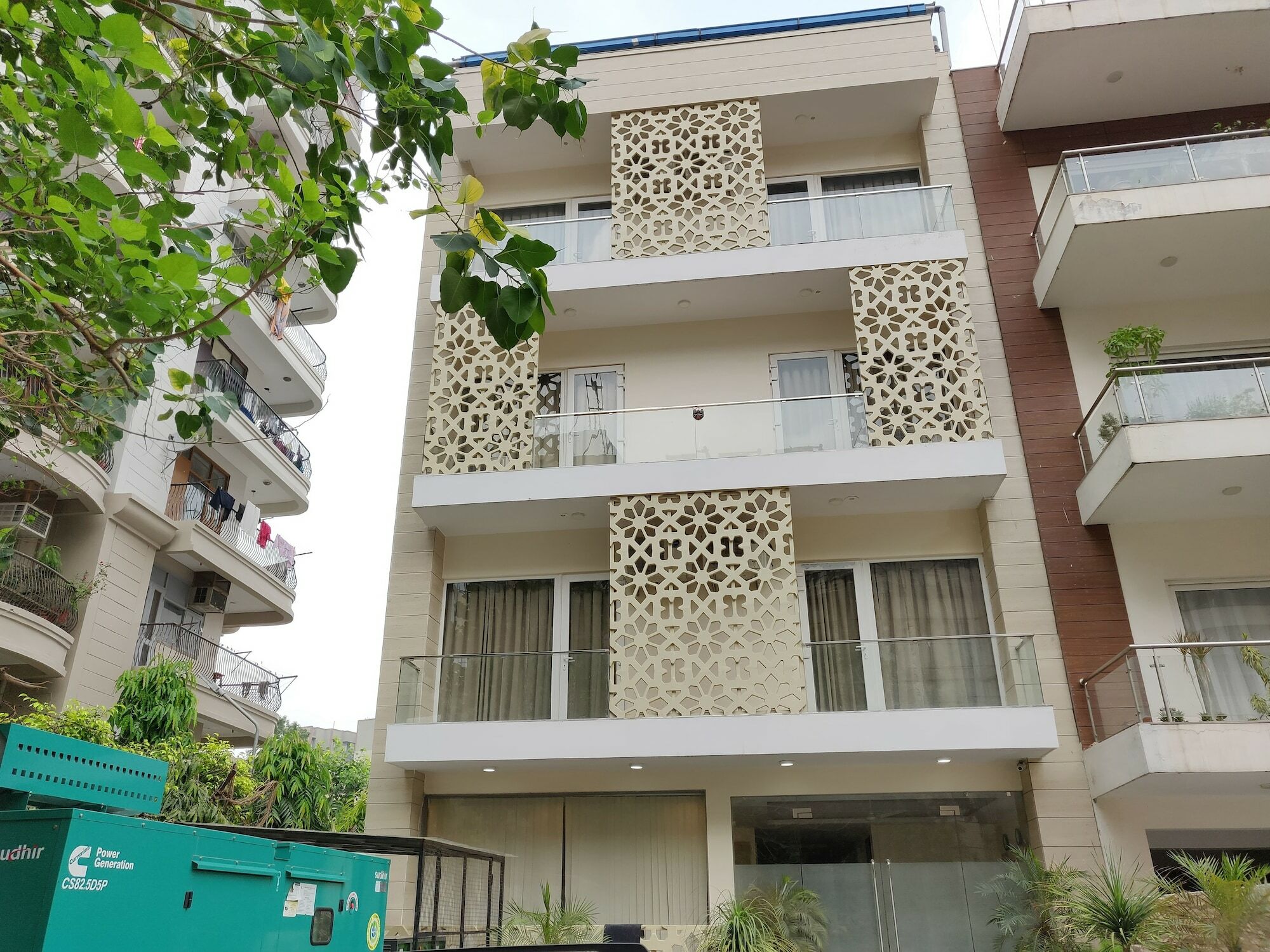 Treebo Sai Village Gold Souk - Sec 43 Gurgaon Ngoại thất bức ảnh